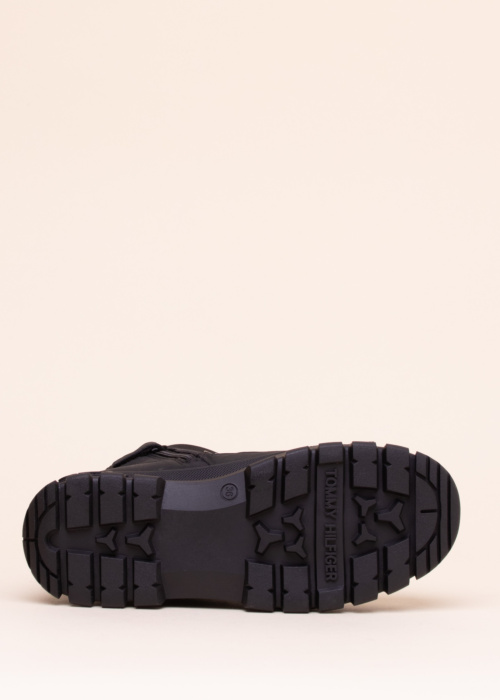 Tommy Hilfiger aulinukai Michigan