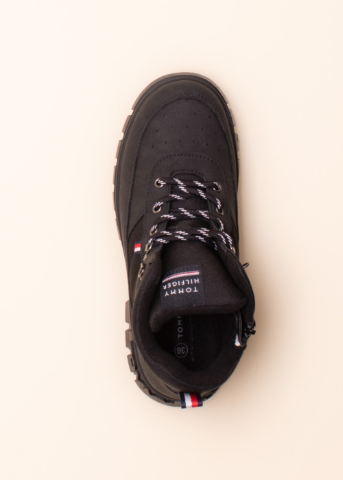 Tommy Hilfiger aulinukai Michigan