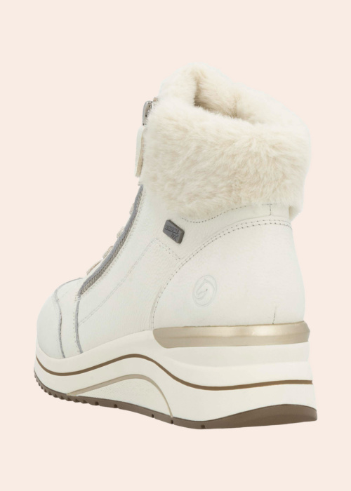 Remonte žieminiai batai