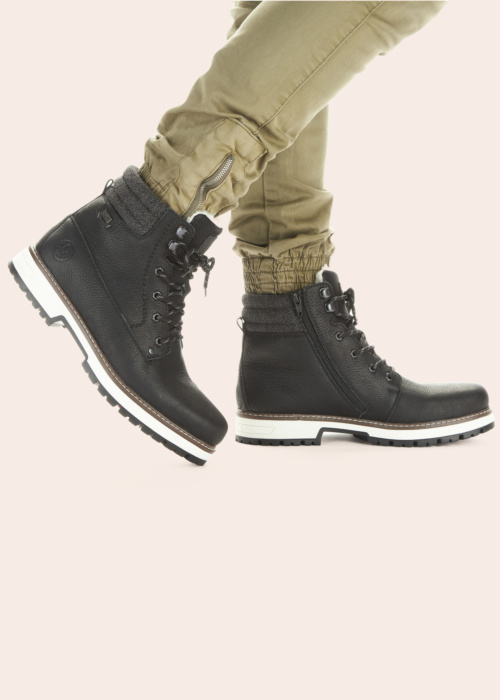 Rieker aulinukai su spygliais