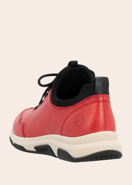 Remonte laisvalaikio bateliai