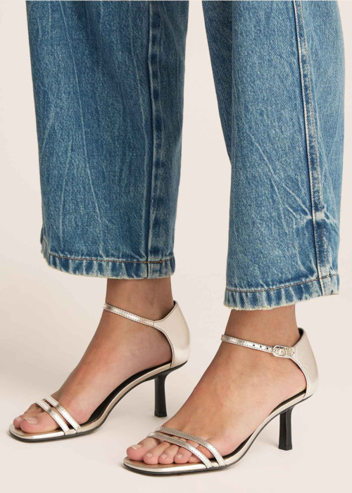 Tommy Hilfiger bateliai