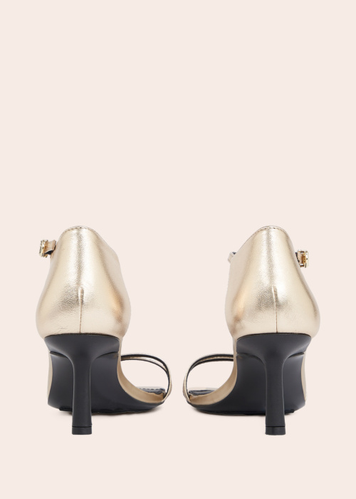 Tommy Hilfiger bateliai