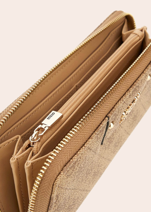 Guess piniginė Eco Brenton dovanų dėžutėje