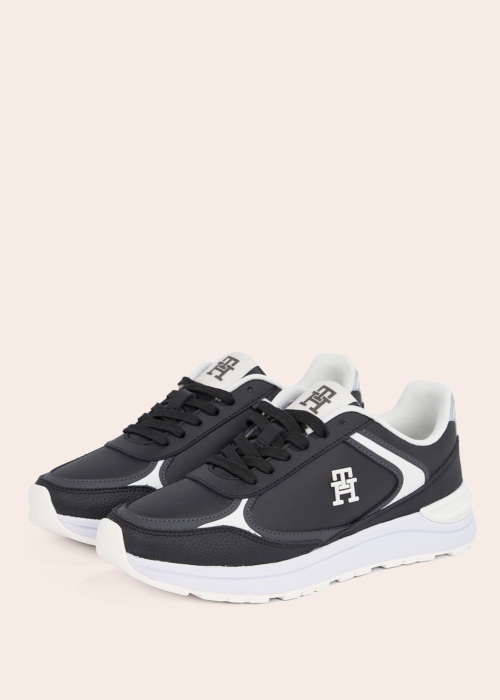 Tommy Hilfiger laisvalaikio bateliai