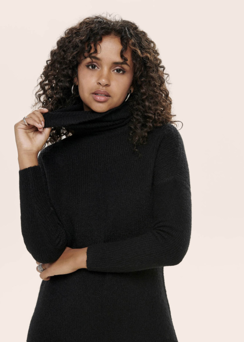 Only megzta suknelė