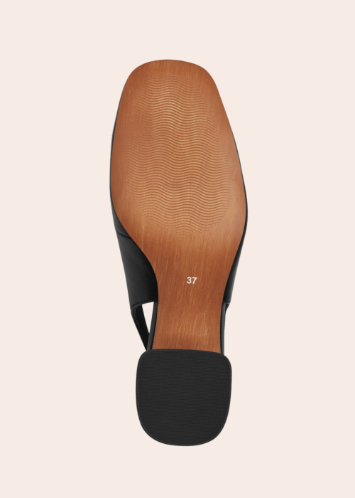 Marco Tozzi bateliai