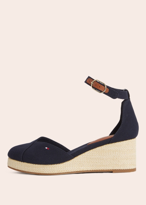 Tommy Hilfiger bateliai