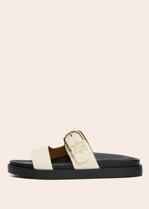 Tommy Hilfiger bateliai