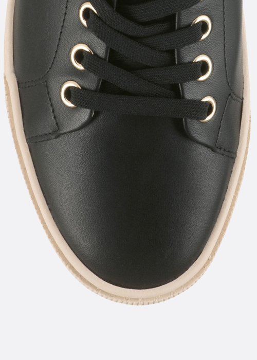 Högl laisvalaikio batai