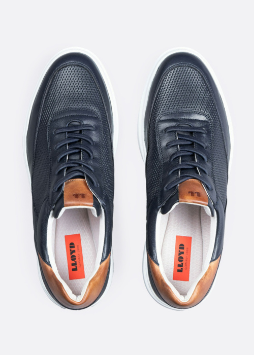 Lloyd laisvalaikio bateliai Arkan