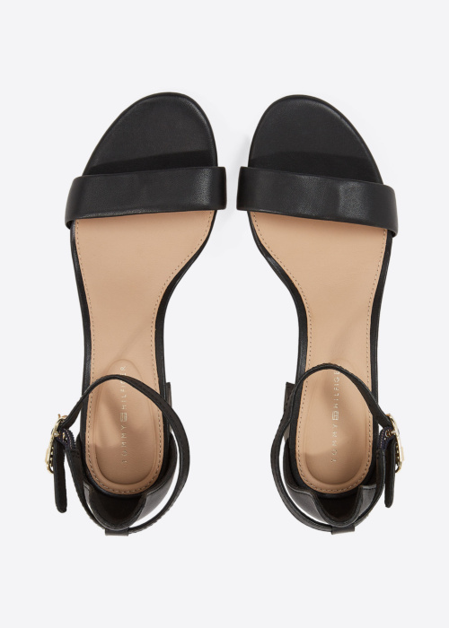 Tommy Hilfiger bateliai