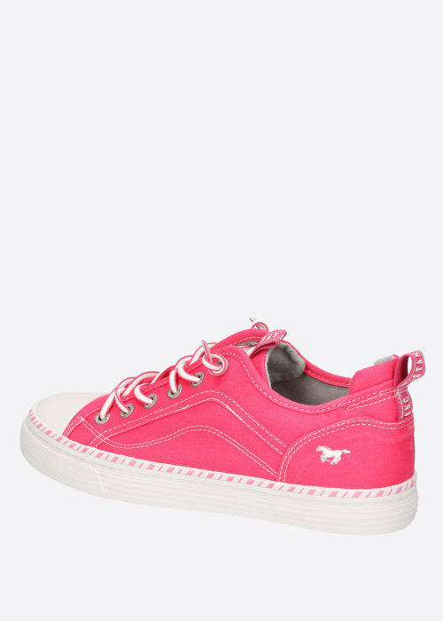 Mustang laisvalaikio batai