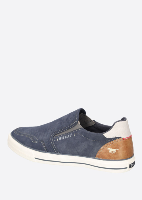 Mustang laisvalaikio batai