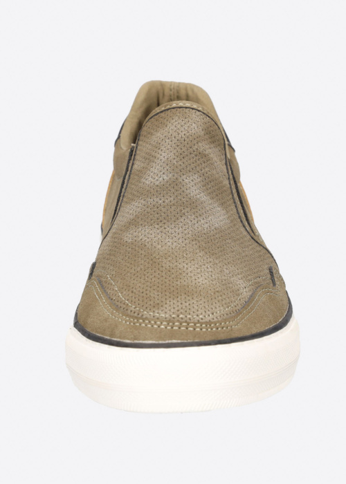 Mustang laisvalaikio batai