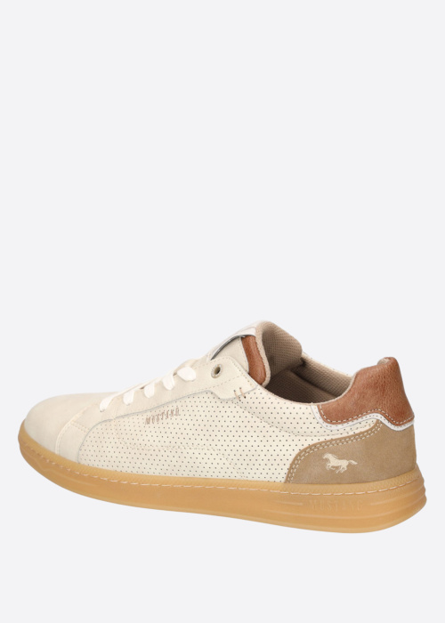 Mustang laisvalaikio batai