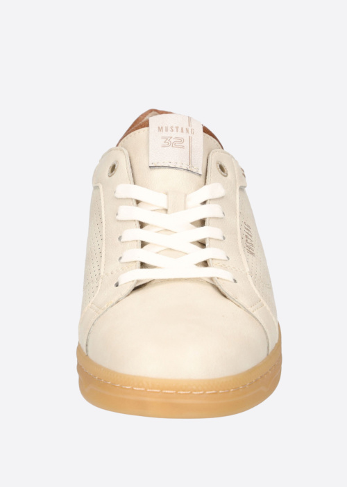 Mustang laisvalaikio batai