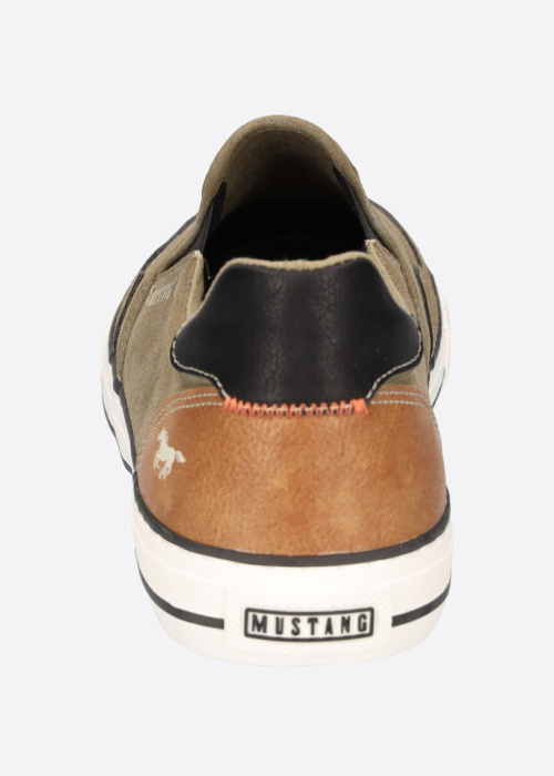 Mustang laisvalaikio batai