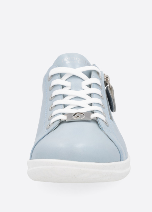 Remonte laisvalaikio bateliai