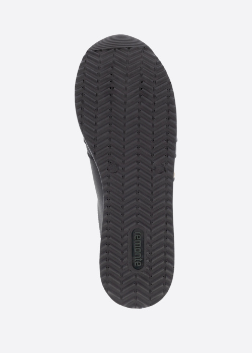 Remonte laisvalaikio bateliai