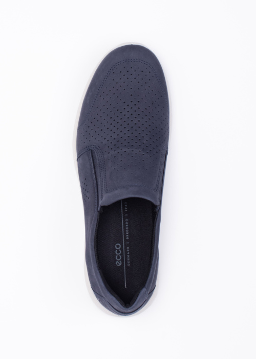 Ecco laisvalaikio bateliai