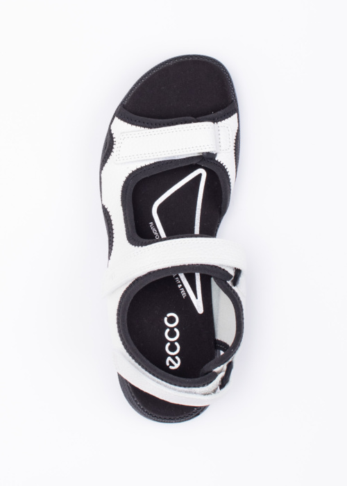 Ecco sandalai