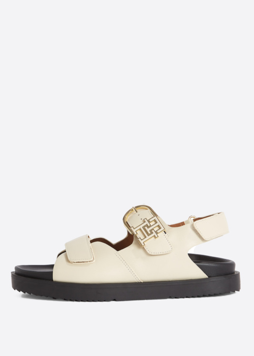 Tommy Hilfiger bateliai