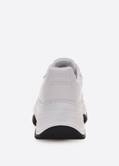 Guess laisvalaikio bateliai Hapyy