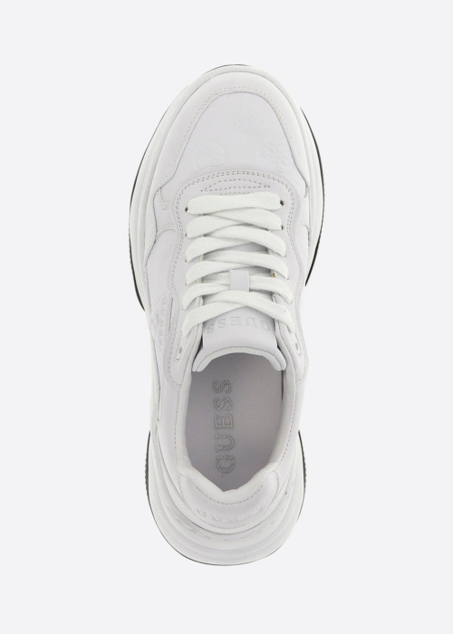 Guess laisvalaikio bateliai Hapyy