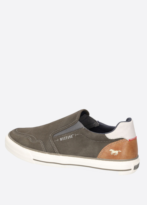 Mustang laisvalaikio batai