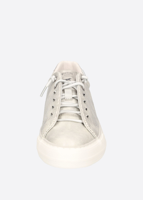 Mustang laisvalaikio batai