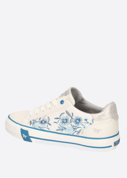 Mustang laisvalaikio batai