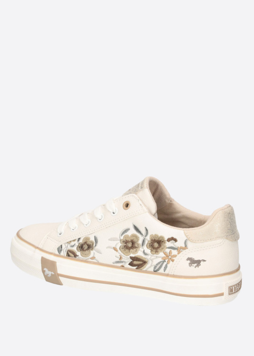 Mustang laisvalaikio batai