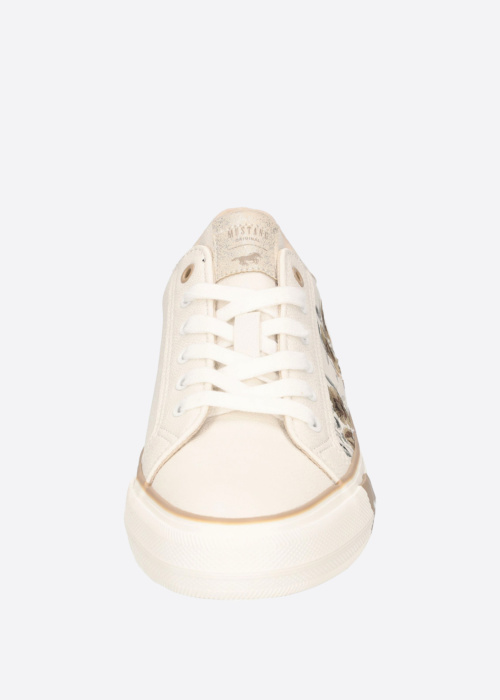 Mustang laisvalaikio batai