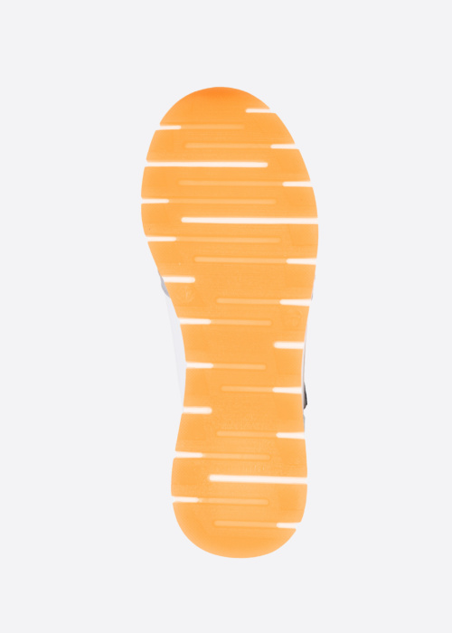 Remonte laisvalaikio bateliai