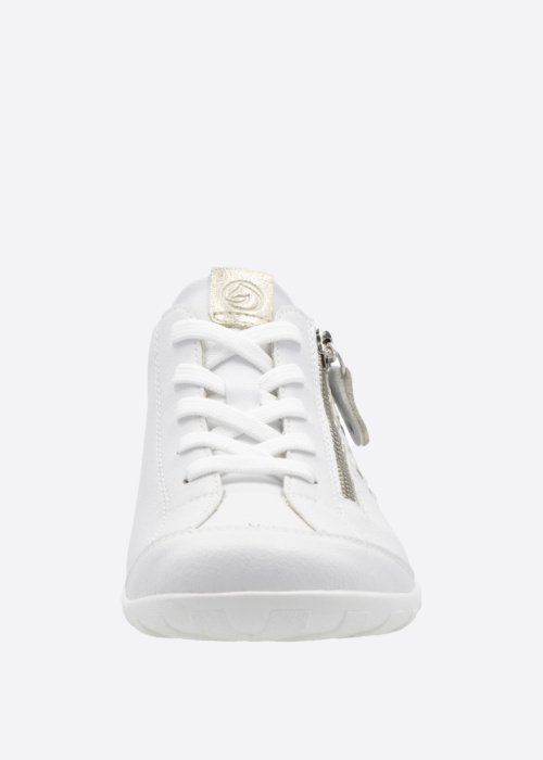 Remonte laisvalaikio bateliai