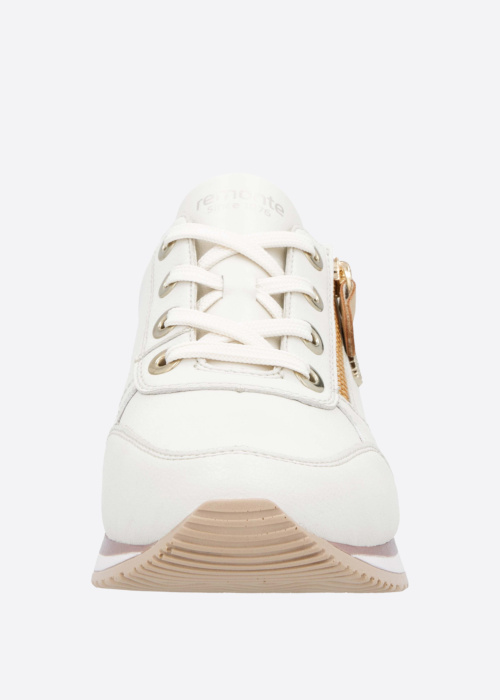 Remonte laisvalaikio bateliai