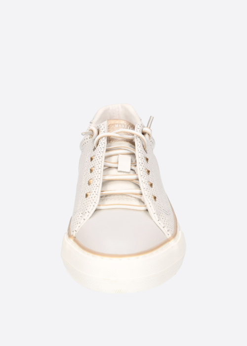 Mustang laisvalaikio batai