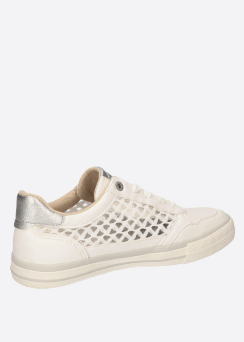 Mustang laisvalaikio batai