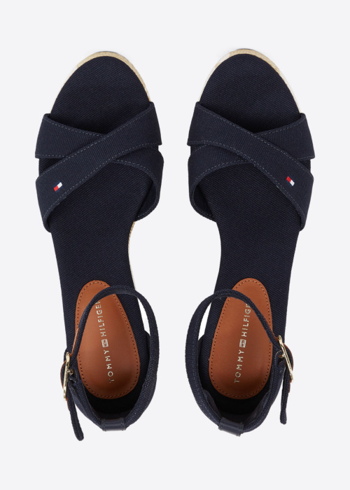 Tommy Hilfiger bateliai