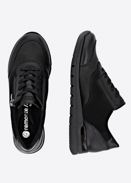 Remonte laisvalaikio bateliai