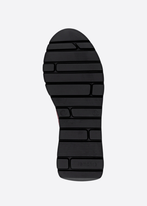 Remonte laisvalaikio bateliai