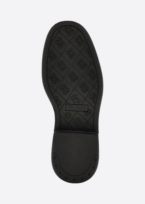 Guess aulinukai Fynne