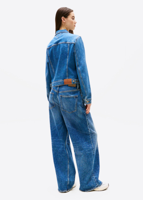 Tommy Jeans striukė