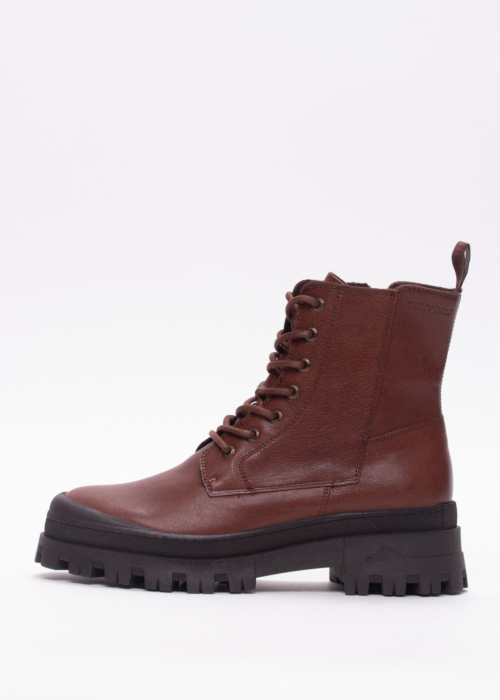 Ten Points aulinukai Jenny