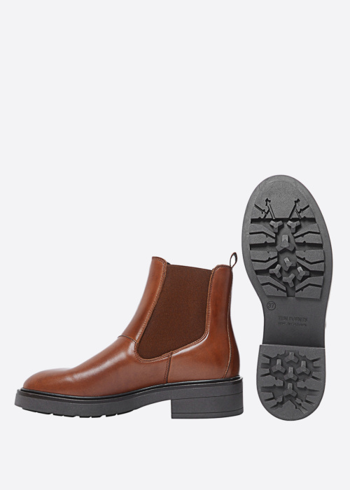 Ten Points aulinukai Anita