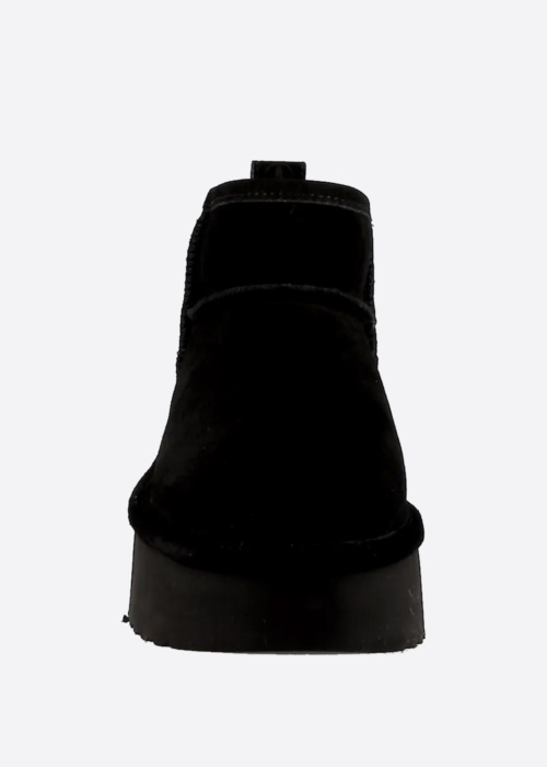 Axelda aulinukai Naples