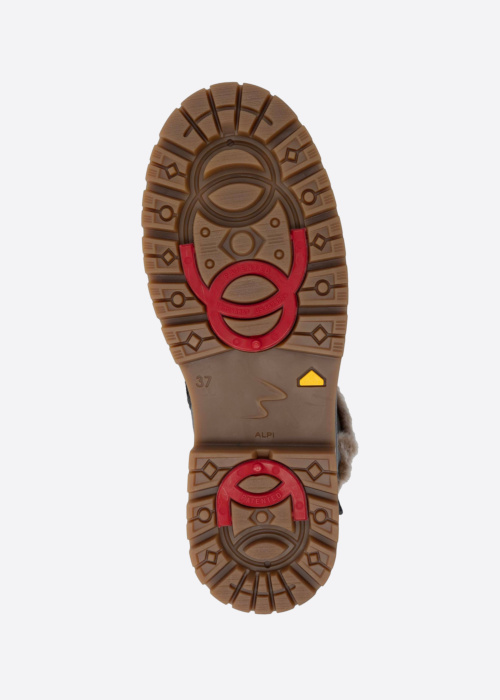 Remonte aulinukai su spygliais