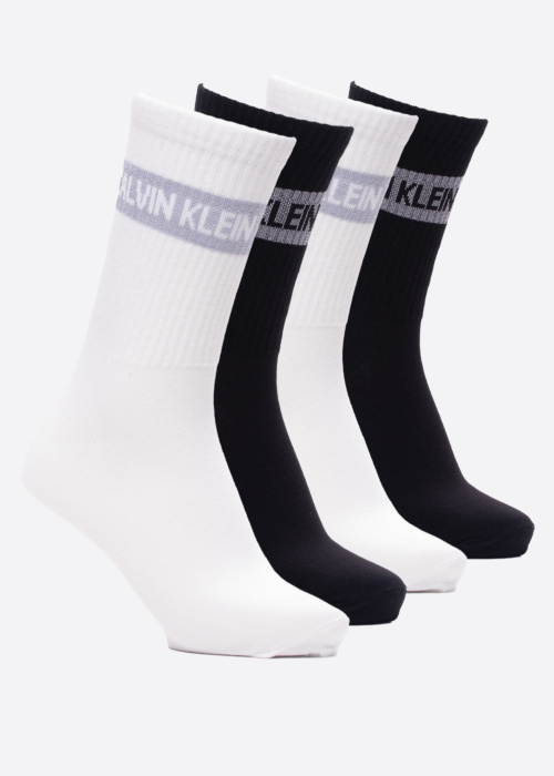 Calvin Klein kojines 4 poros dovanų dėžutėje