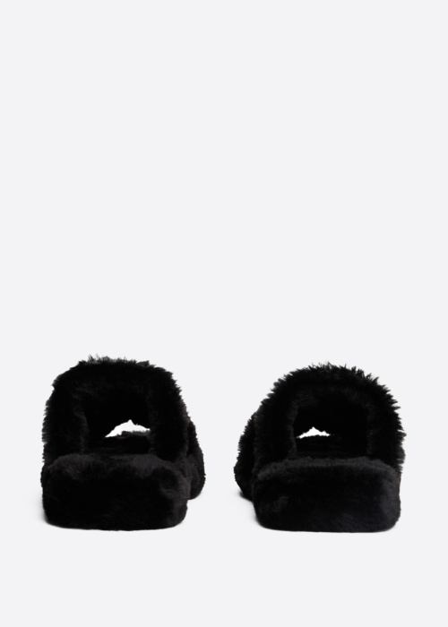 Tommy Hilfiger šlepetės dovanų dėžutėje